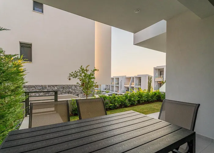 Sithoniars Emerald Luxury 尼基季