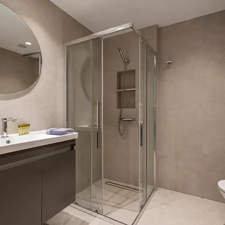 Sithoniars Emerald Luxury