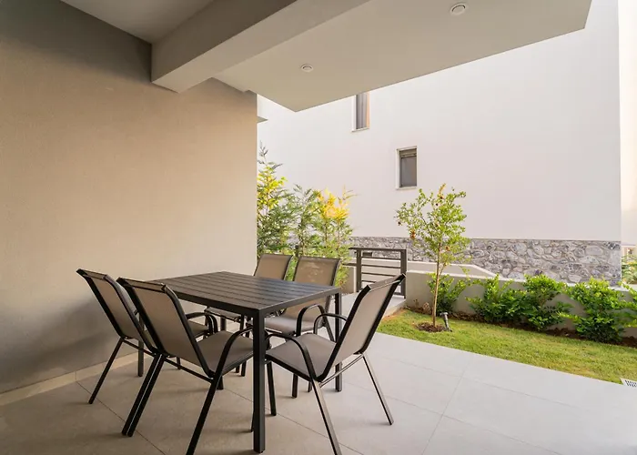 Sithoniars Emerald Luxury * Nikiti (Sithonia)