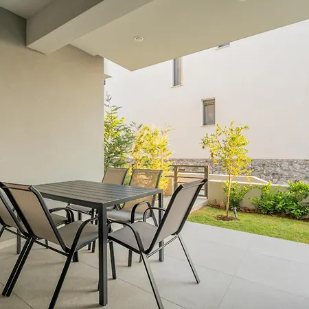 Sithoniars Emerald Luxury Νικήτη